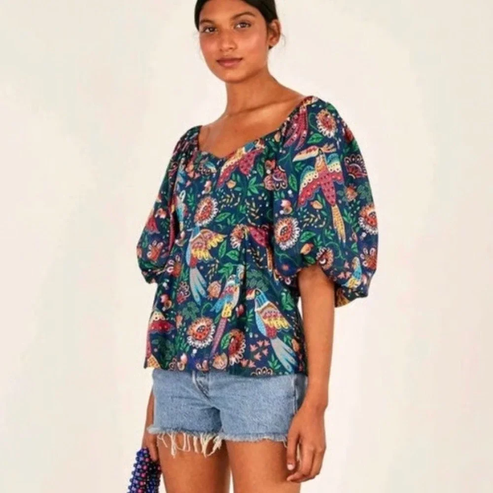 FARM Rio Tropical Birds Blouse NWOT Size XS Navy Blue Puff Sleeve Cotton Top